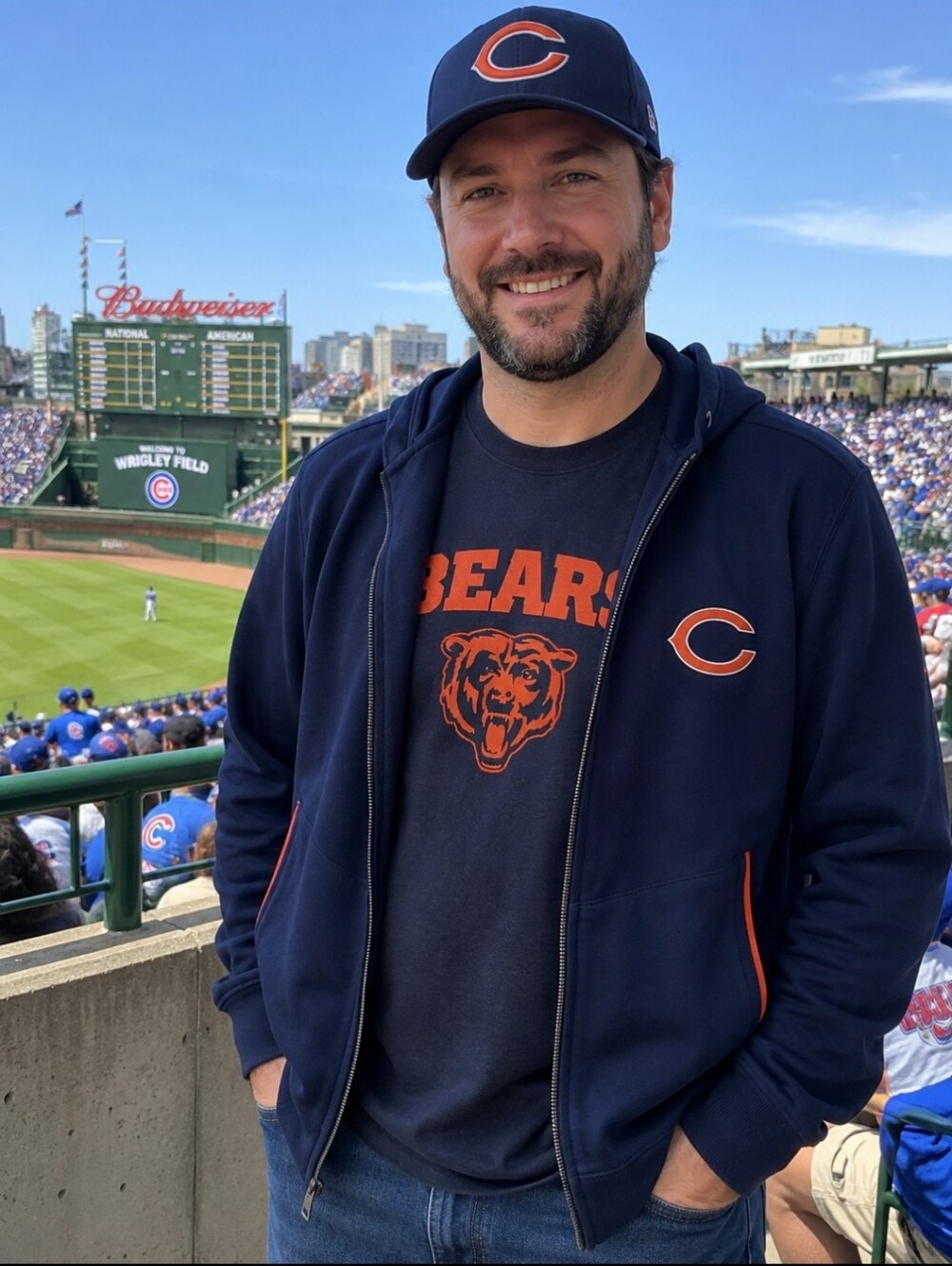 FLAW NFL Navy Blue Chicago Bears Football Zip Up Jacket Size Medium NEEDS ZIPPER